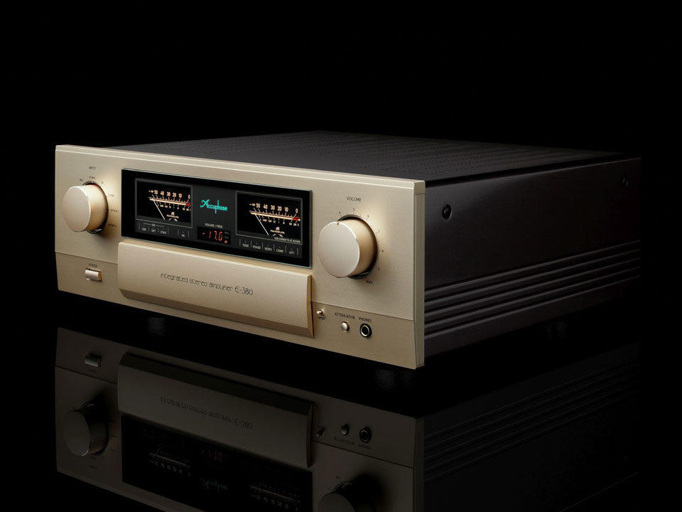 Accuphase E-380 Integrated Amplifier