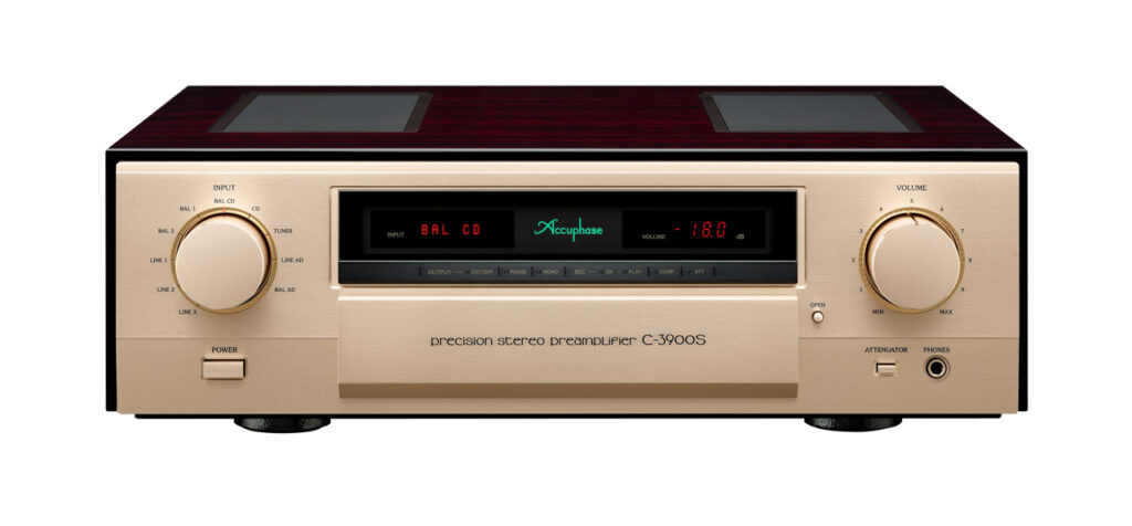 Accuphase C-3900S front