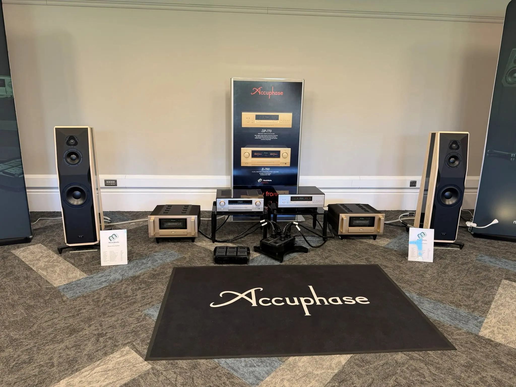 Audio Show Deluxe system